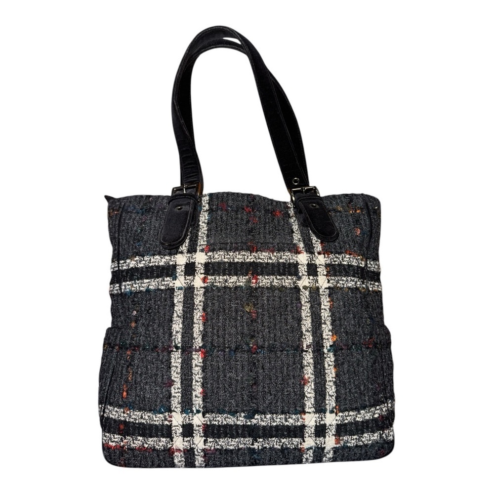 Vera Bradley Black and White Textured Tote Bag - Picture 4 of 8